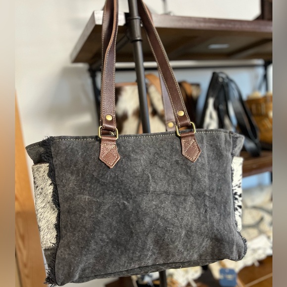 🌺New Myra Bag Canvas & Cowhide & Leather Tote satchel concho tassel western boho - Picture 14 of 15